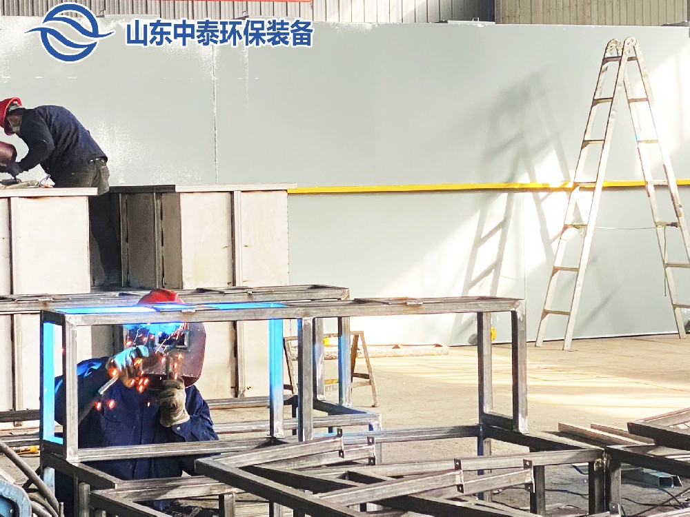 一體化污水處理設(shè)備,一體化污水處理設(shè)備廠家，集裝箱一體化污水處理設(shè)備，農(nóng)村污水處理設(shè)備、農(nóng)村一體化污水處理設(shè)備、農(nóng)村生活污水處理設(shè)備、食品污水處理設(shè)備、醫(yī)療污水處理設(shè)備