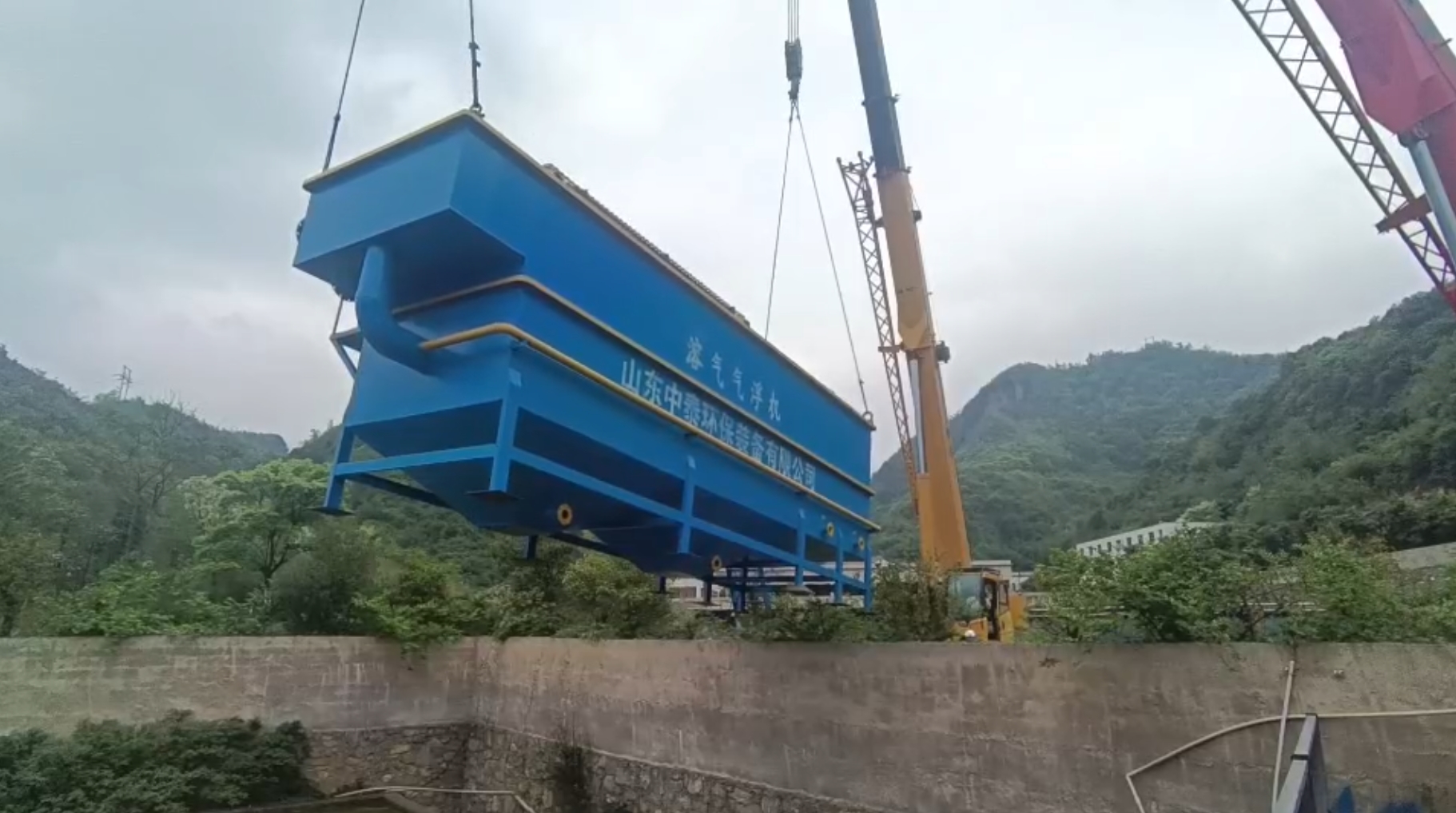 氣浮機，高效氣浮機，溶氣氣浮機，氣浮機安裝現(xiàn)場
